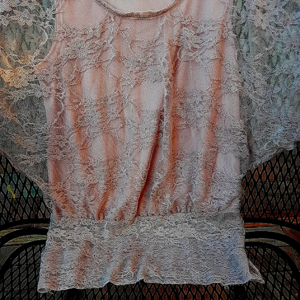 3/15 FREE Byer Lace Boho batwing sleeves lined top Romantic Flirt Pret - Picture 5 of 7